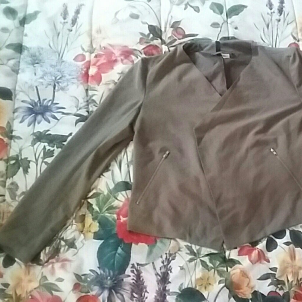 🎈 Divided 🎈🚫Sold🚫 - Picture 3 of 7